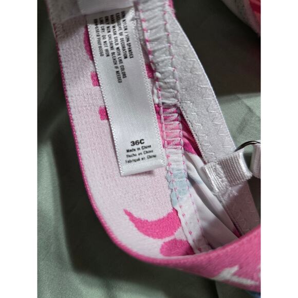 Hurley 36C women's two pack wireless bras new with tags - Picture 9 of 9